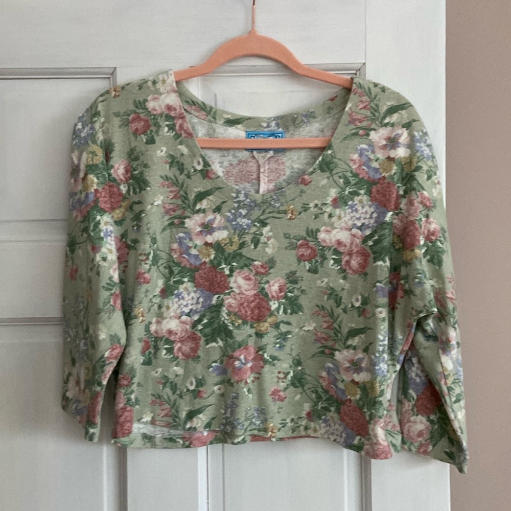 Vintage floral top